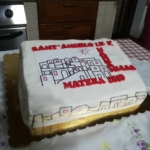 La bellissima torta dedicata alla community di Mammamiaaa dai cittadini di Sant'Angelo Le Fratte