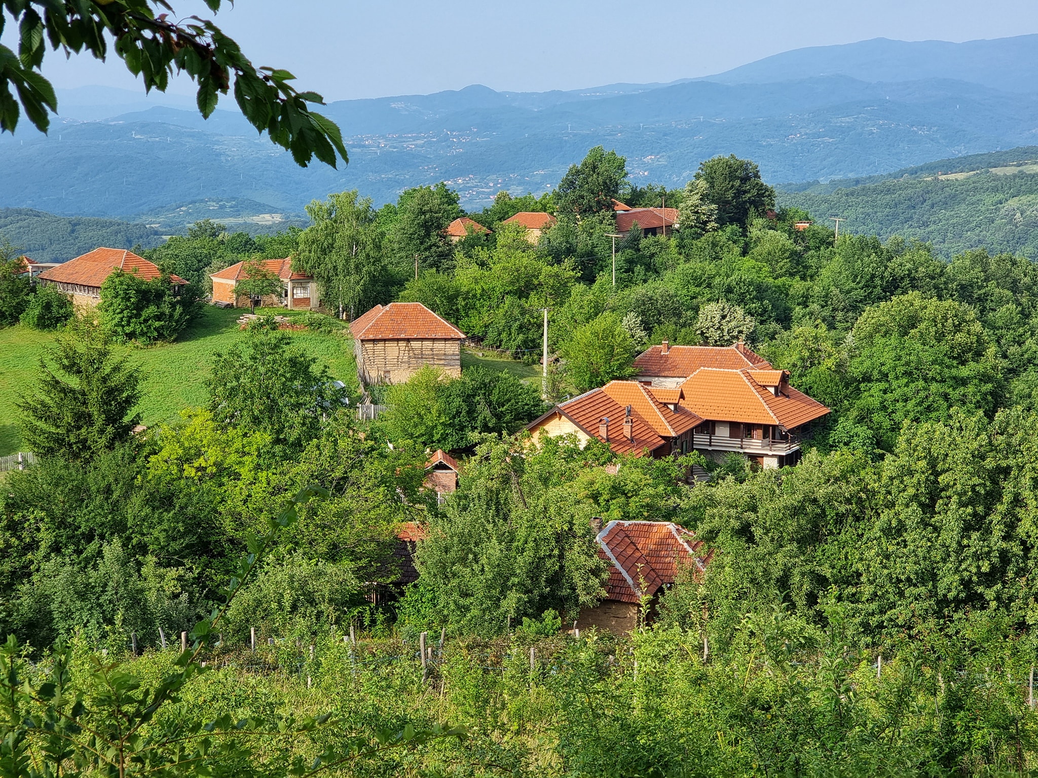 il piccolo borgo di Bara, in Serbia - open school for village hosts